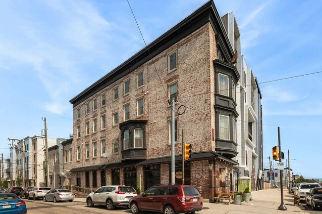 Foto del edificio - 635 W Girard Ave