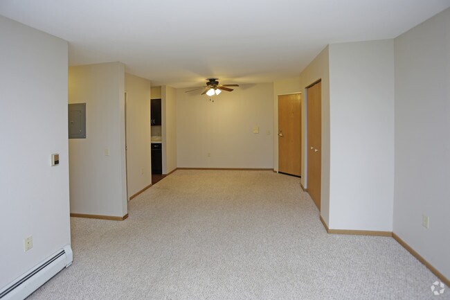3HAB, 1BA - 1,036 ft² - St. Croix Village Apartments