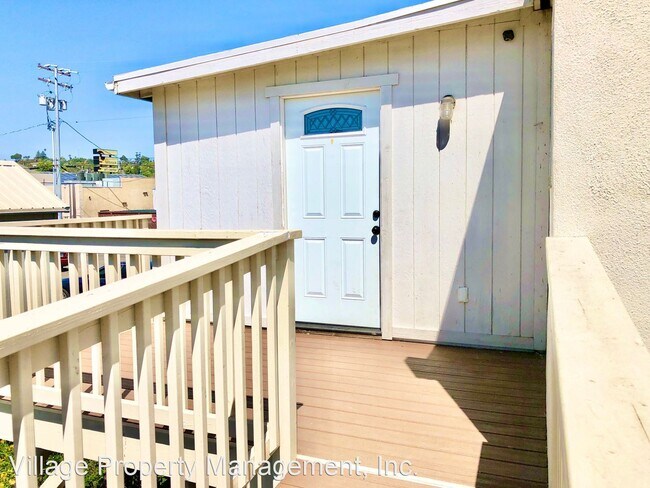 Building Photo - 2 br, 1 bath House - 129 West Fig Street U...