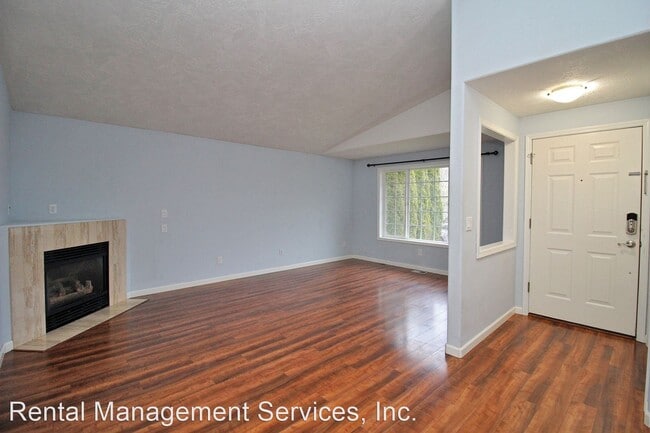 Building Photo - 3 br, 2 bath House - 601 SE 71st Ave