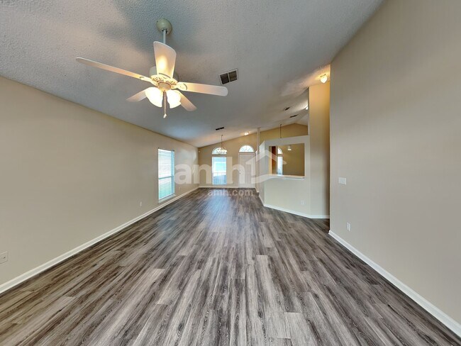 Building Photo - 993 Cherry Point Way