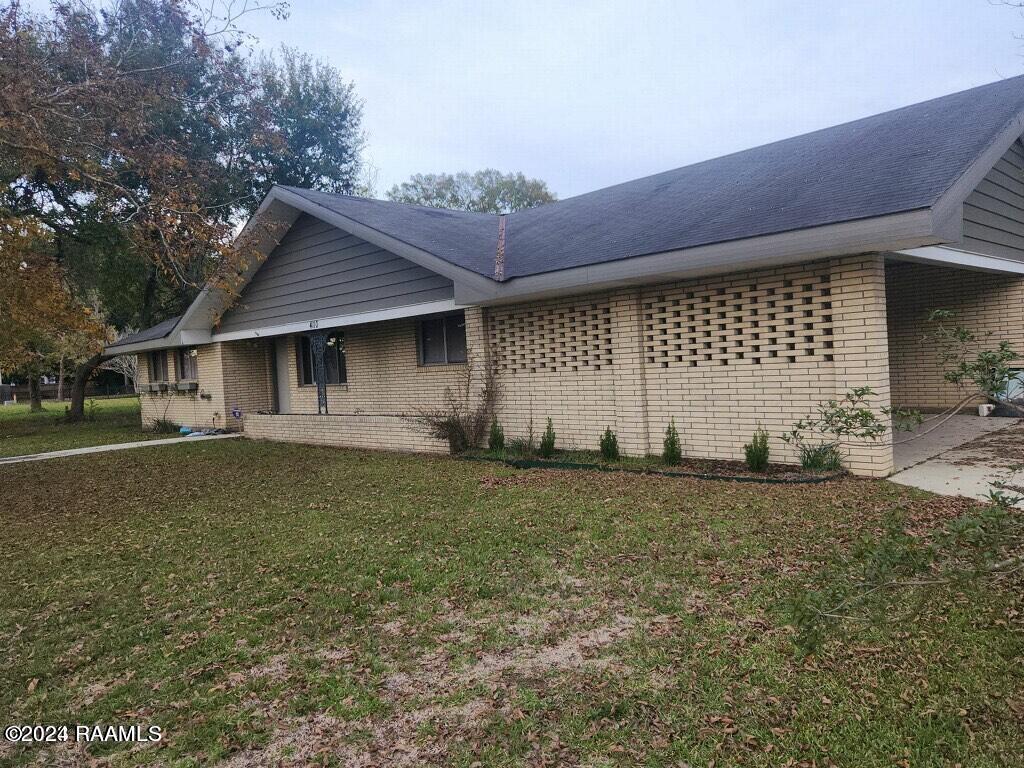 Primary Photo - 4110 N University Ave