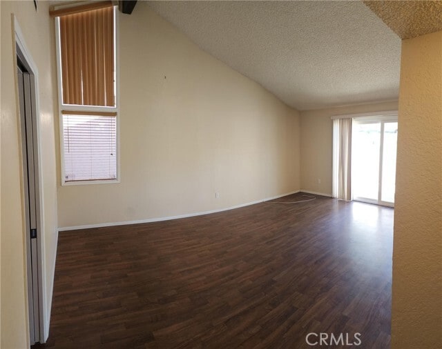 Building Photo - 2120 Jacaranda Ct