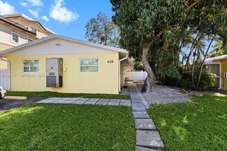 Building Photo - 620 SW 10th St