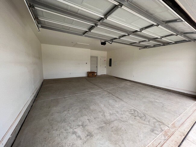 Foto del edificio - Beautiful 4 bed 2 bath home in Frenship!