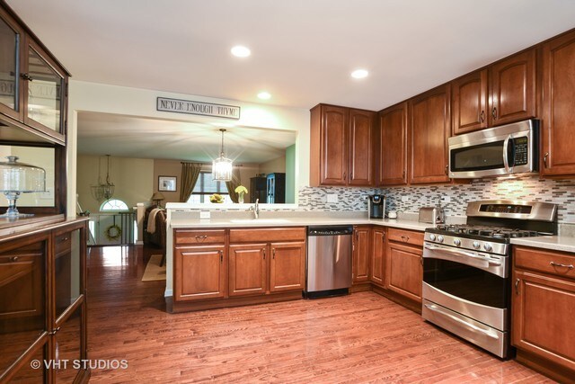 Building Photo - 2404 Neubauer Circle