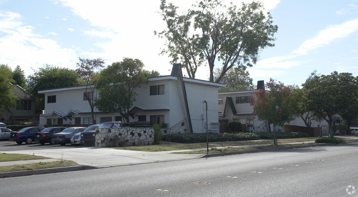 Building Photo - 40340 Grimmer Blvd