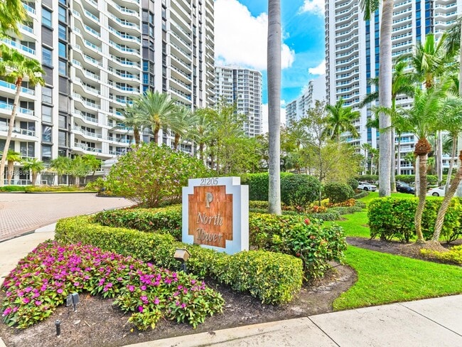 Building Photo - 21205 Yacht Club Dr