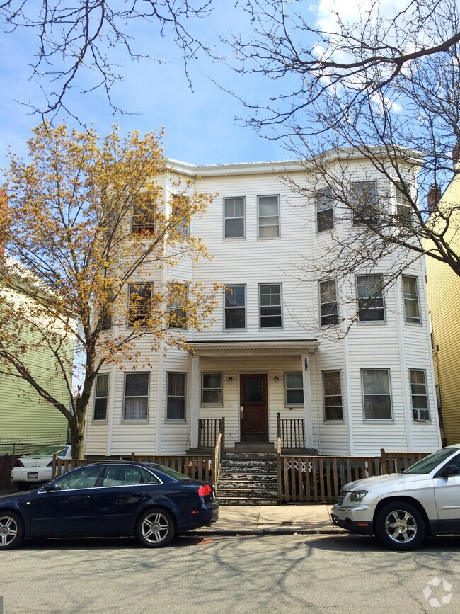 Building Photo - 119 Lexington St