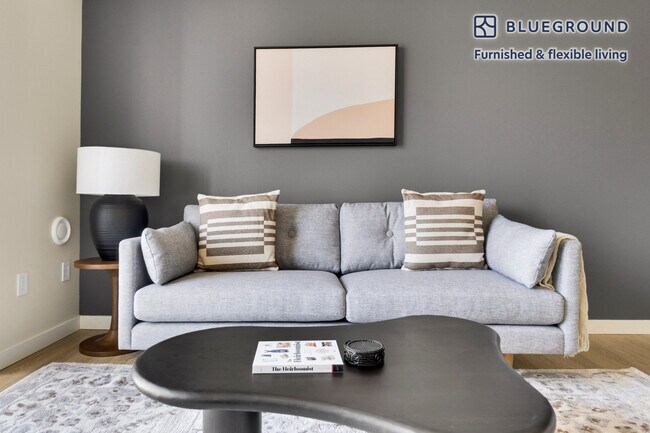 Foto del edificio - 18004 Midvale Ave N