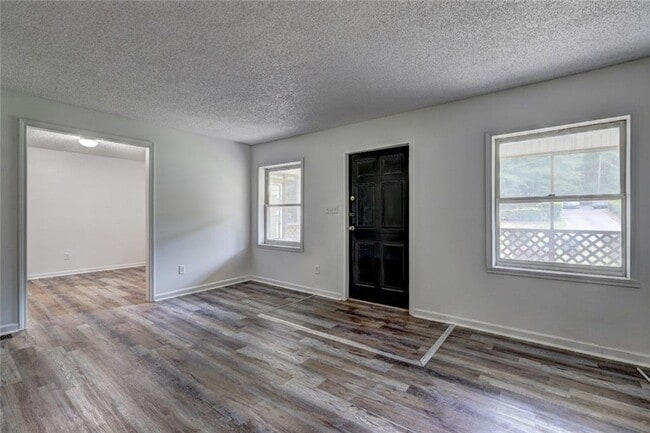 Foto del edificio - 3266 Betty Pl