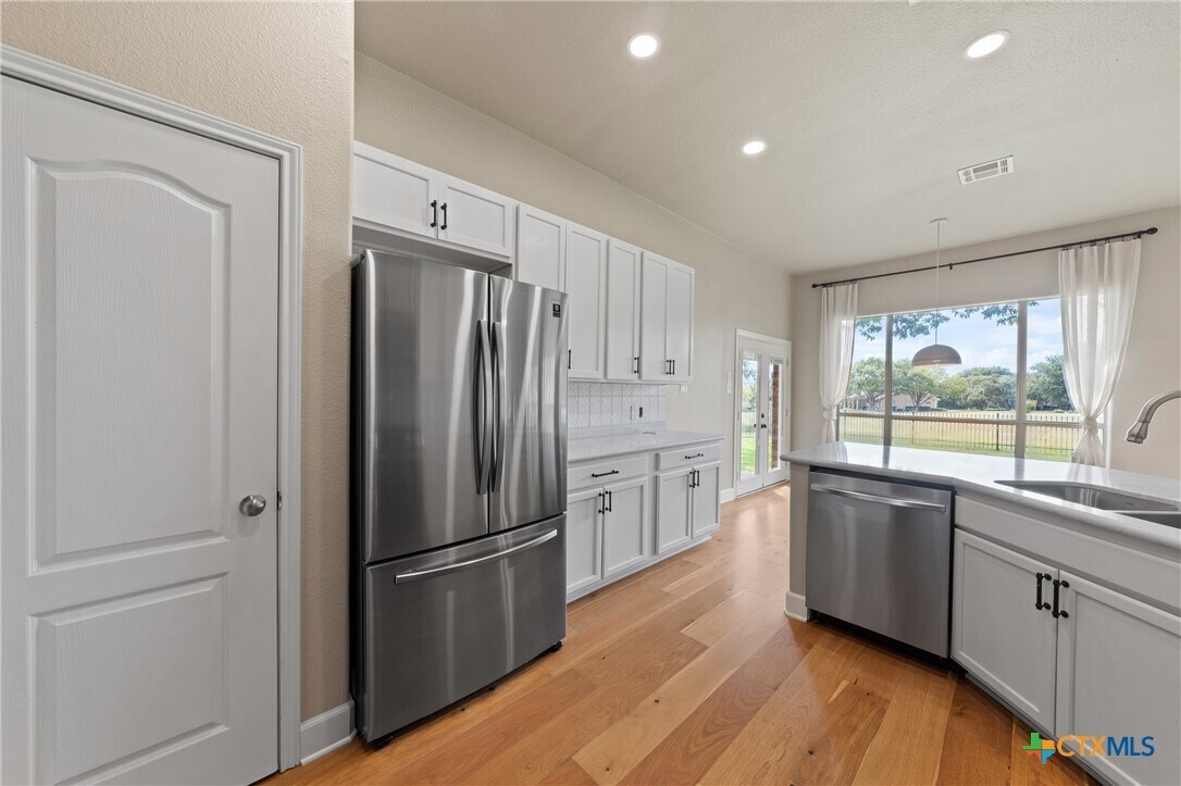 Foto principal - 4512 Sunflower Ln
