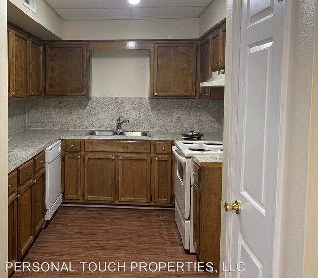 Foto del edificio - 8162 Bayou Fountain Ave