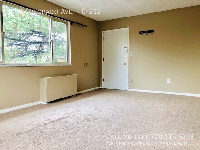 Foto del edificio - 3000 Colorado Ave