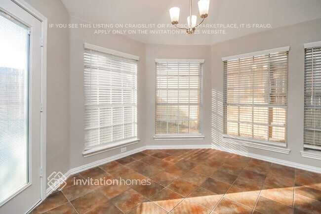 Foto del edificio - 2821 Alcot Ln