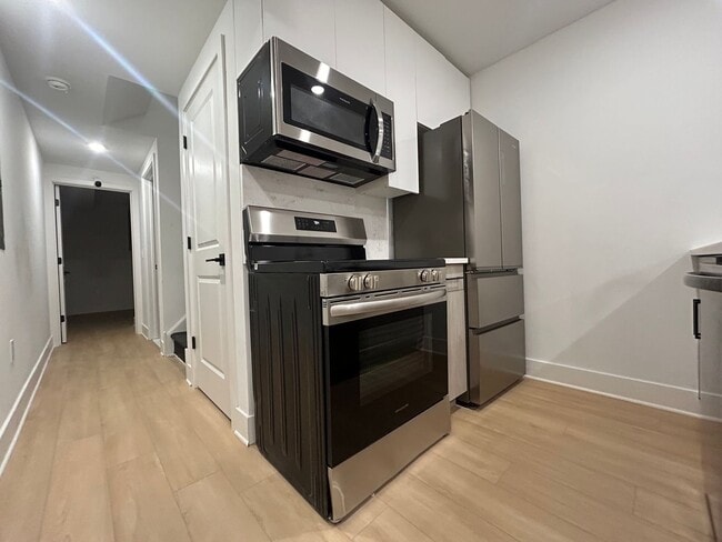 Photo - 612 N 39th St Apartment