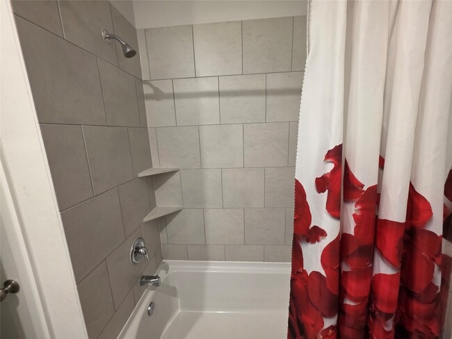 Building Photo - 25049 Pomegranate Pl