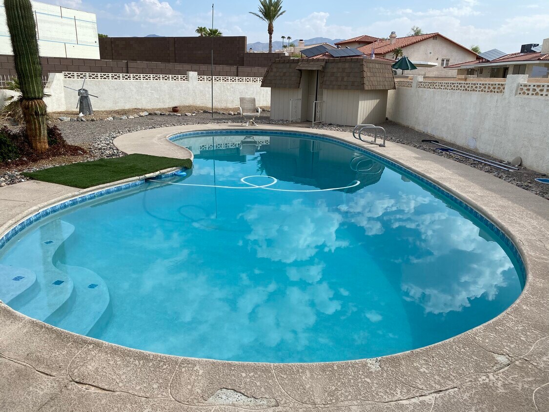 Foto del edificio - 2354 Tee Ln