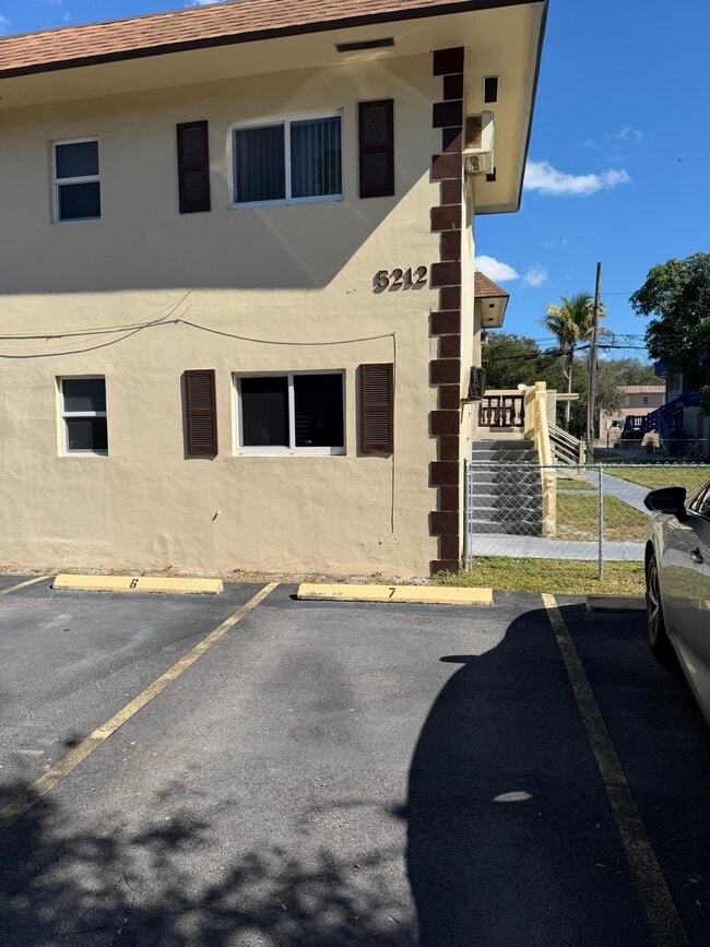 Photo - 5212 SW 91st Ave Apartments