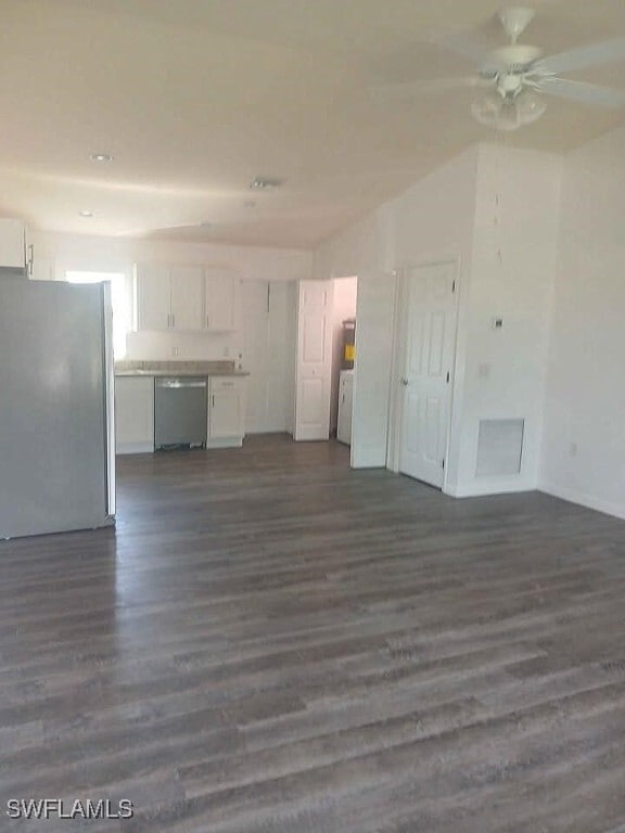 Foto del edificio - 7005 Ramrod Cir