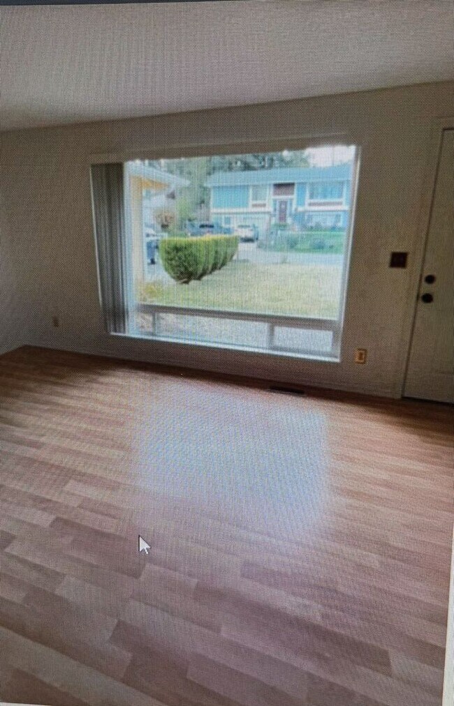 Foto del edificio - 3 BED 1.5 BATH RAMBLER - PORT ORCHARD