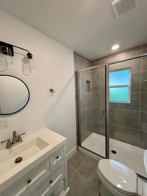 Foto del edificio - 520 McGuire Ln