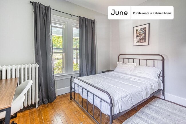 Building Photo - Room in Shared 6 bed/3 bath home in Brookland