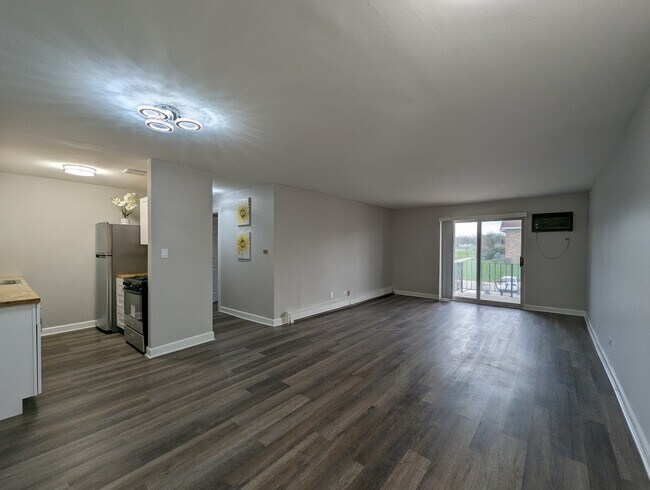 Foto del edificio - 525 Hill Dr