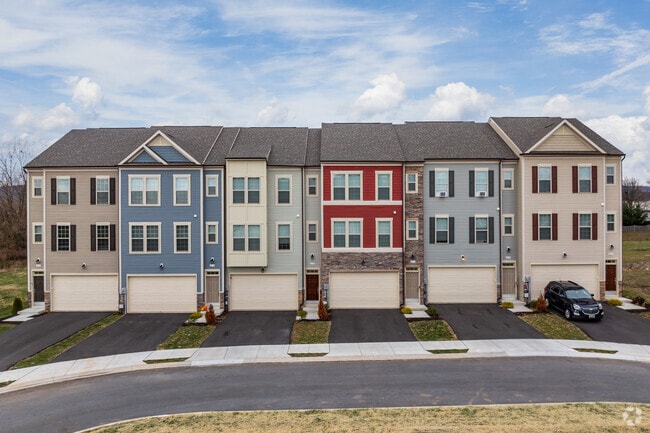 1097 Rocky Springs Rd - Towns at Walnut Ridge