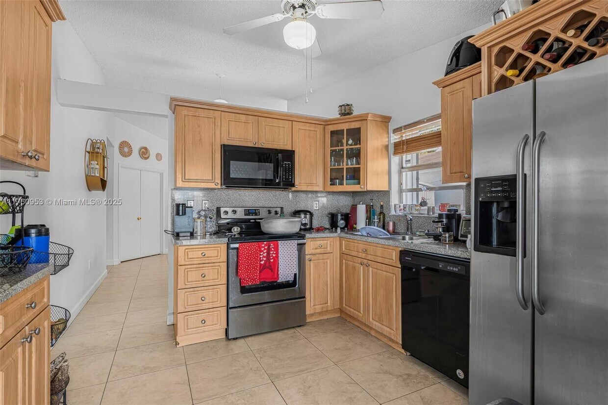 Foto del edificio - 8520 NW 193rd Ln