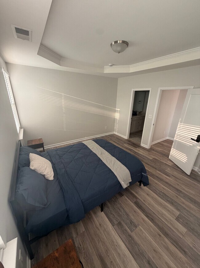 Building Photo - 15012 Savannah Hall Dr
