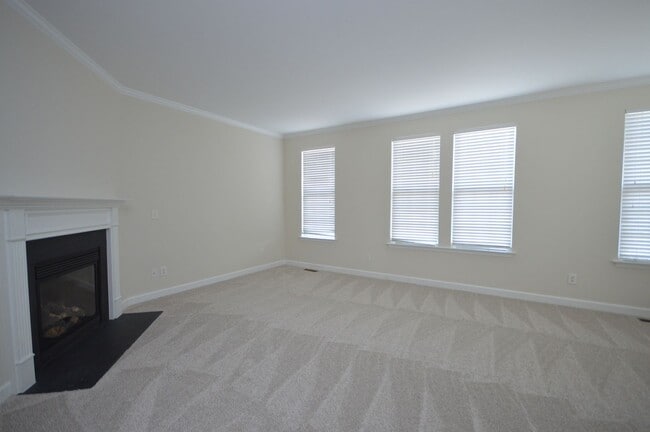 Building Photo - 306 Bally Shannon Way