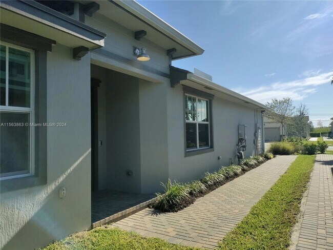 Building Photo - 1263 Tangled Orchard Trace