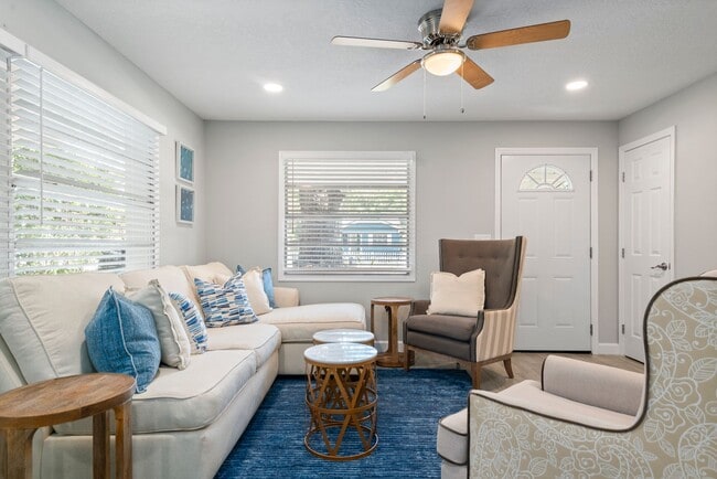 Foto del edificio - 1158 7th St S
