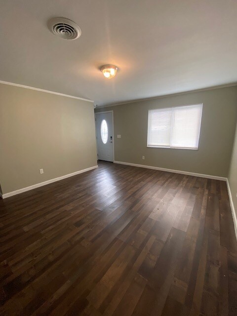 Foto del edificio - 3282 Ridge Road Ext