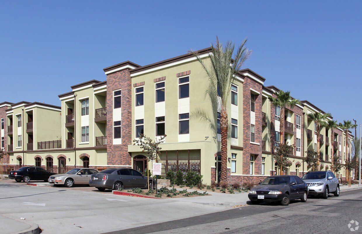 Ramona Park Senior Apartments Apartments in Long Beach, CA