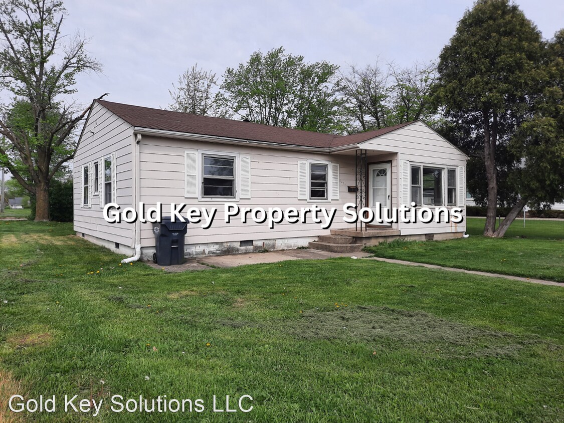 3 br, 1 bath House 3741 Forest Ter House Rental in Anderson, IN