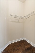 Building Photo - 10535 Carolina Willow Dr
