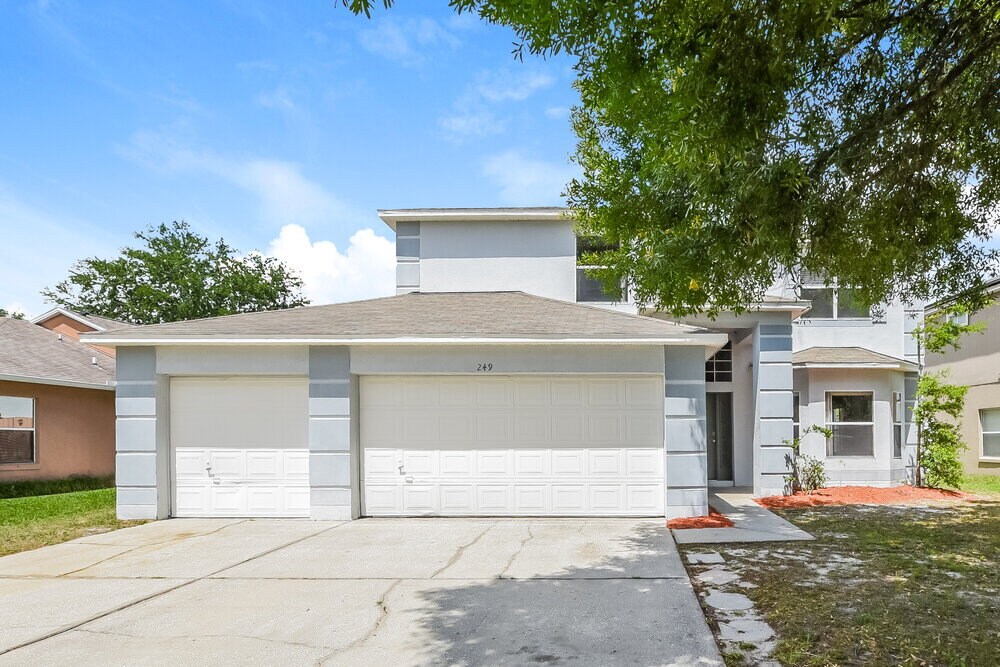 Primary Photo - 249 Lancer Oak Dr