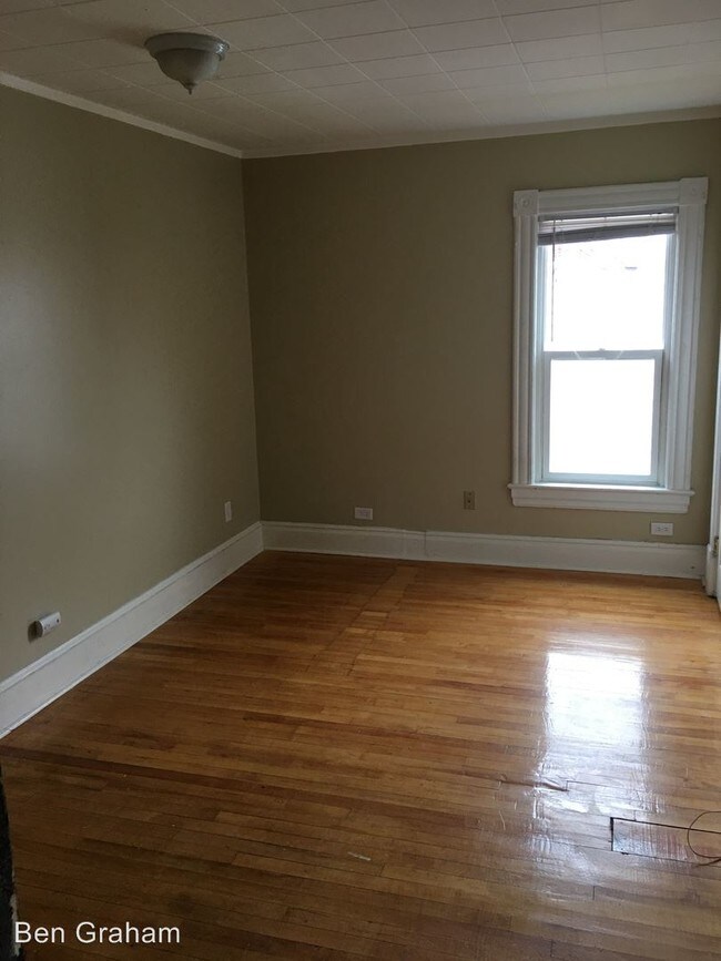 Foto del edificio - 924 E 6th St