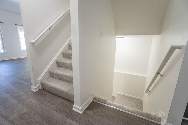 Foto del edificio - 373 E 13th Ave