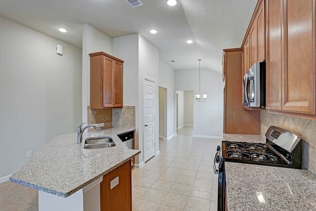 Building Photo - 18219 Alora Springs Trace