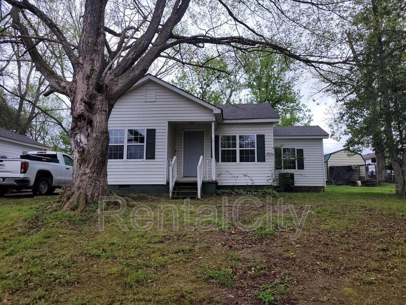 189 E South St, Dyer, TN 38330 House Rental in Dyer, TN