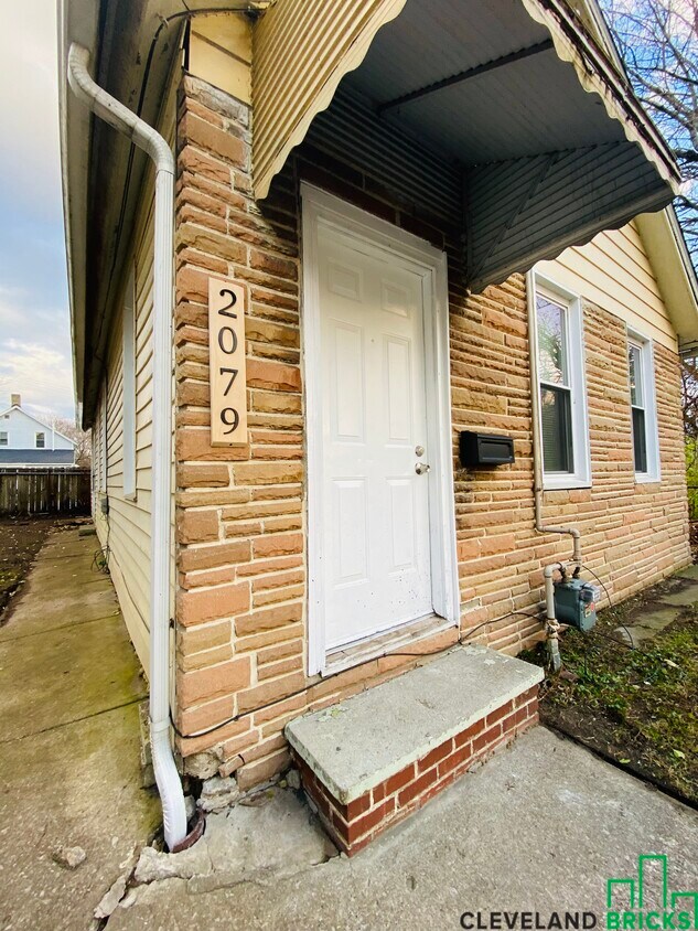 Foto principal - 2079 W 45th St