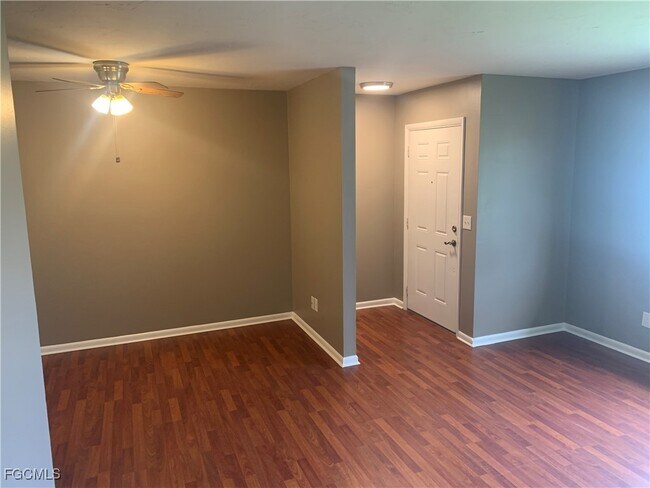 Foto del edificio - 4520 SW 7th Pl