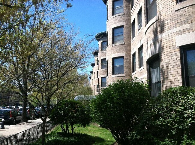 Foto del edificio - 1090 Beacon St
