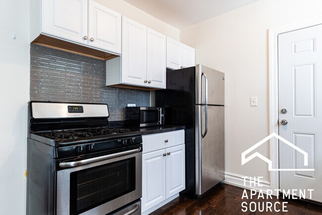 Foto del edificio - 2133 W Giddings St