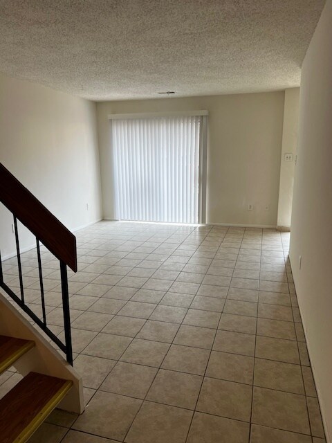 Foto del edificio - 2227 Southgate Sq