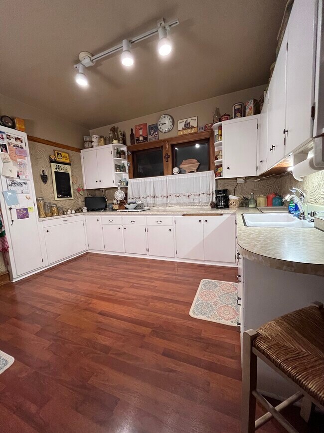 Foto del edificio - 2350 N 58th St