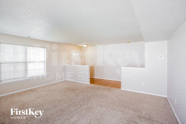 Foto del edificio - 12235 Outside Trail Ct